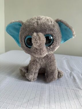 Ty Elephant Peanut Black Plush with Blue Eyes and Ear Accents (Retired)